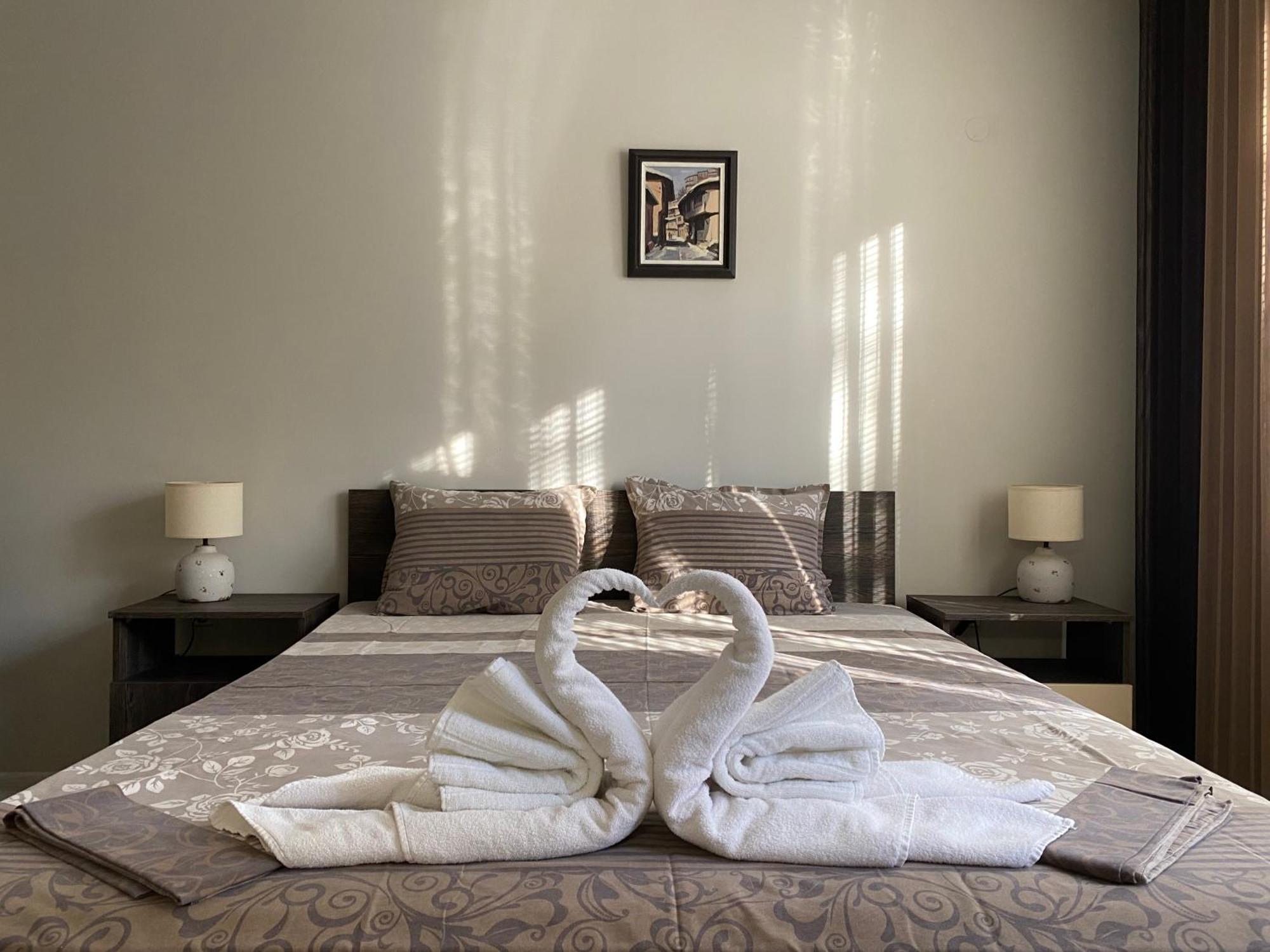 Gala Apartment Veliko Tarnovo Ngoại thất bức ảnh